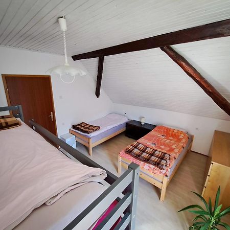 Ferienwohnung Hikers Hut Hisar Podbrdo Exterior foto