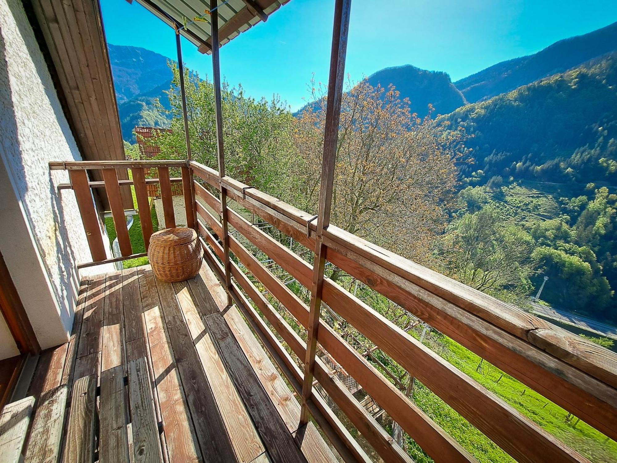 Ferienwohnung Hikers Hut Hisar Podbrdo Exterior foto