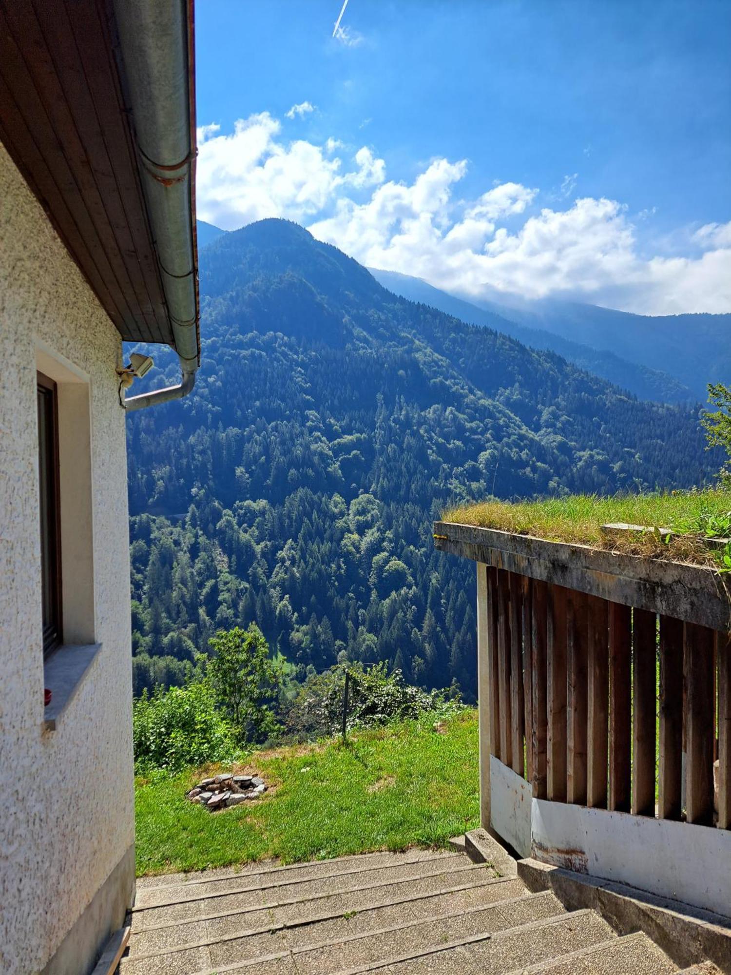 Ferienwohnung Hikers Hut Hisar Podbrdo Exterior foto